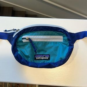 Patagonia Ultralight Black Hole® Mini Hip Pack 1L